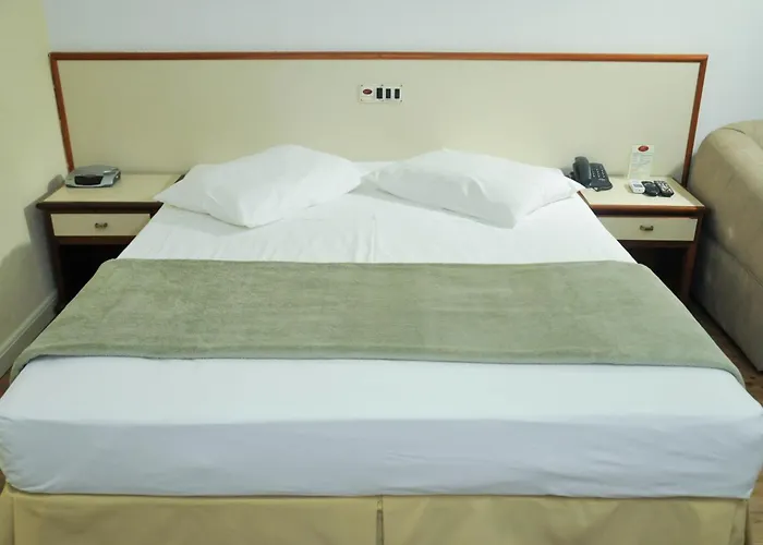Inter Plaza Hotel