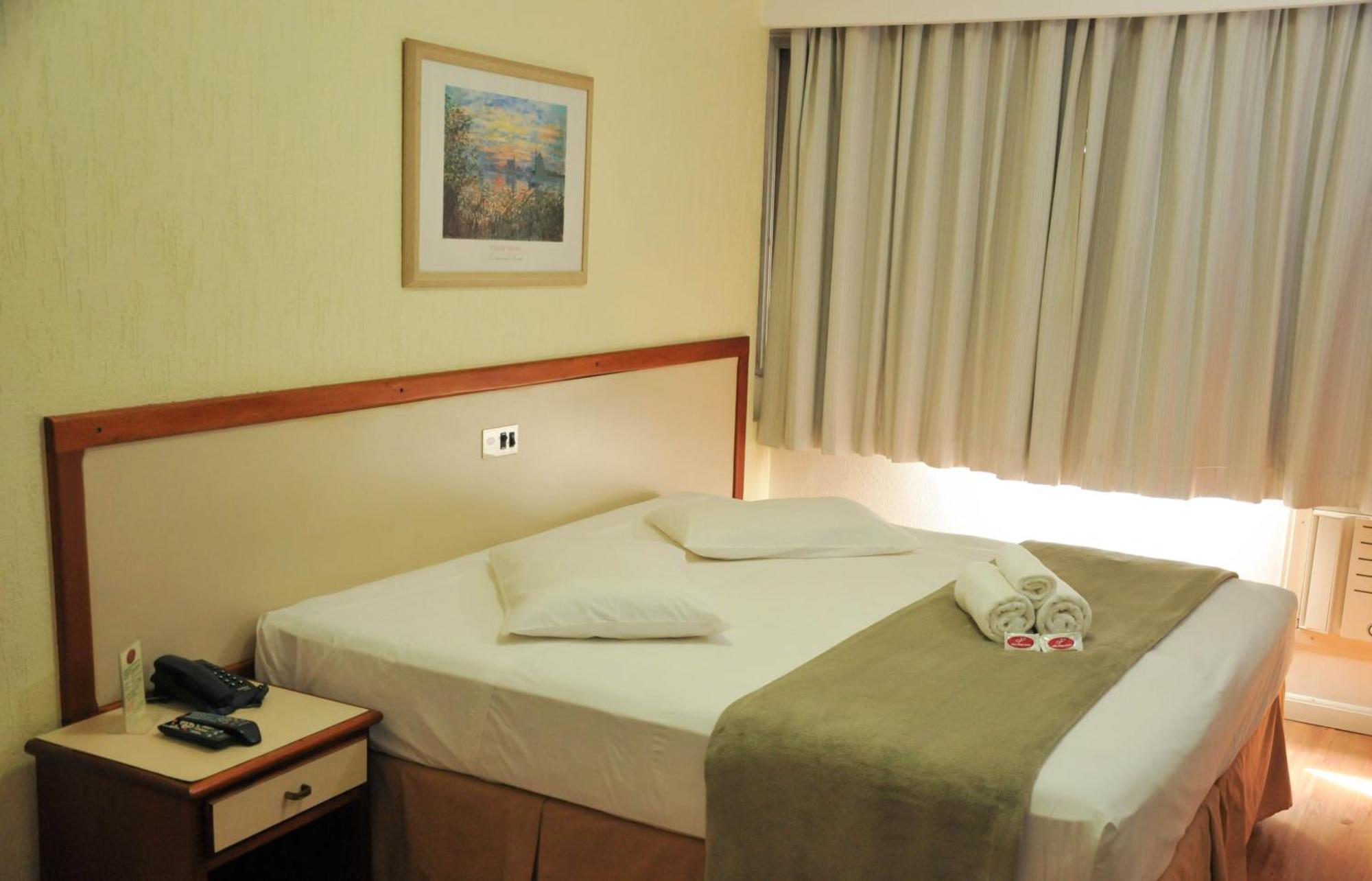 Inter Plaza Hotel 2*